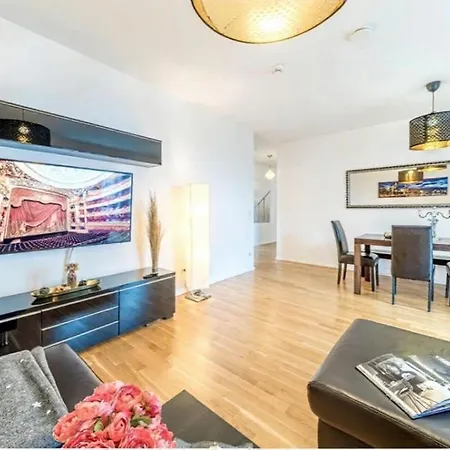 Modernes 3-zimmer-apartment In Frankfurt-niederrad Appartement